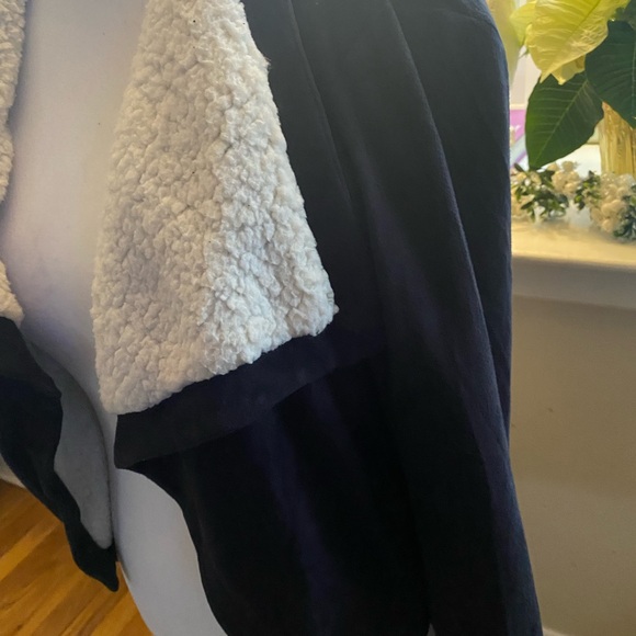 Black Faux Suede Jacket with Sherpa Collar ❤️🖤❤️🖤 - Picture 3 of 11